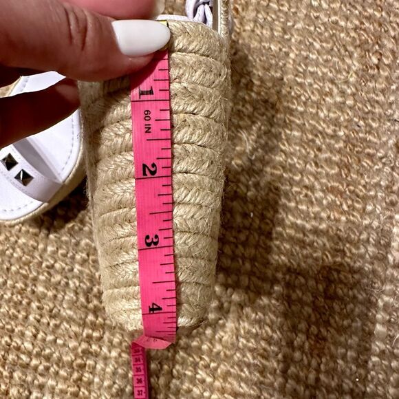 Wedges  - Picture 3 of 7